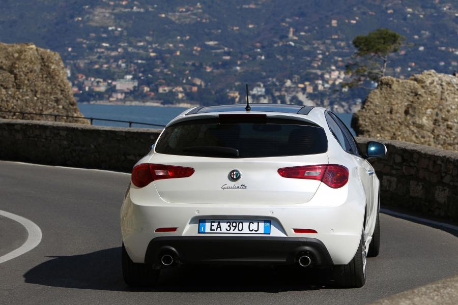  Alfa Romeo Giulietta 2010 года  (фото 55 из 61)